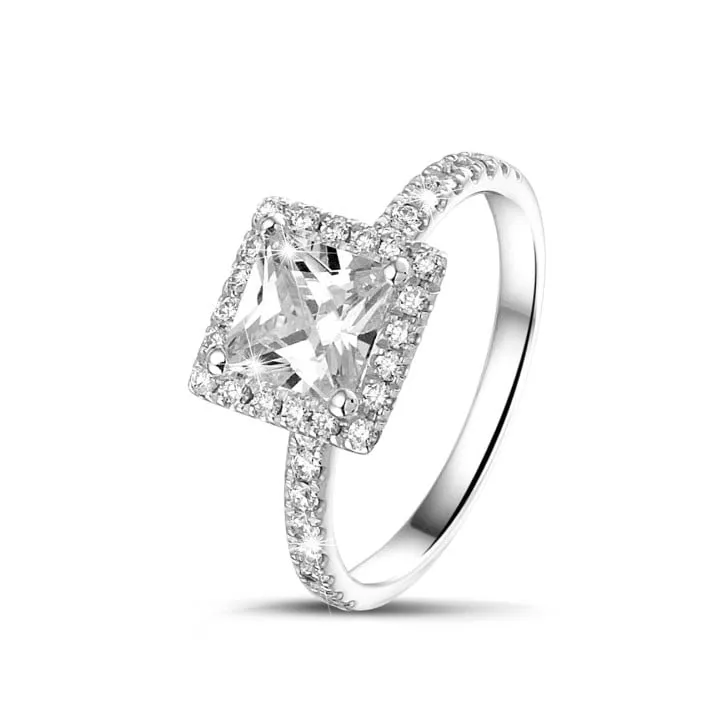 0.70 quilates halo anillo solitario diamante princesa en oro blanco con diamantes redondos 