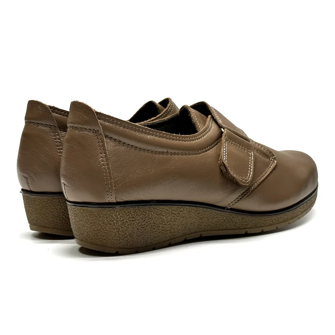 7540 Zapato Velcro Taupe