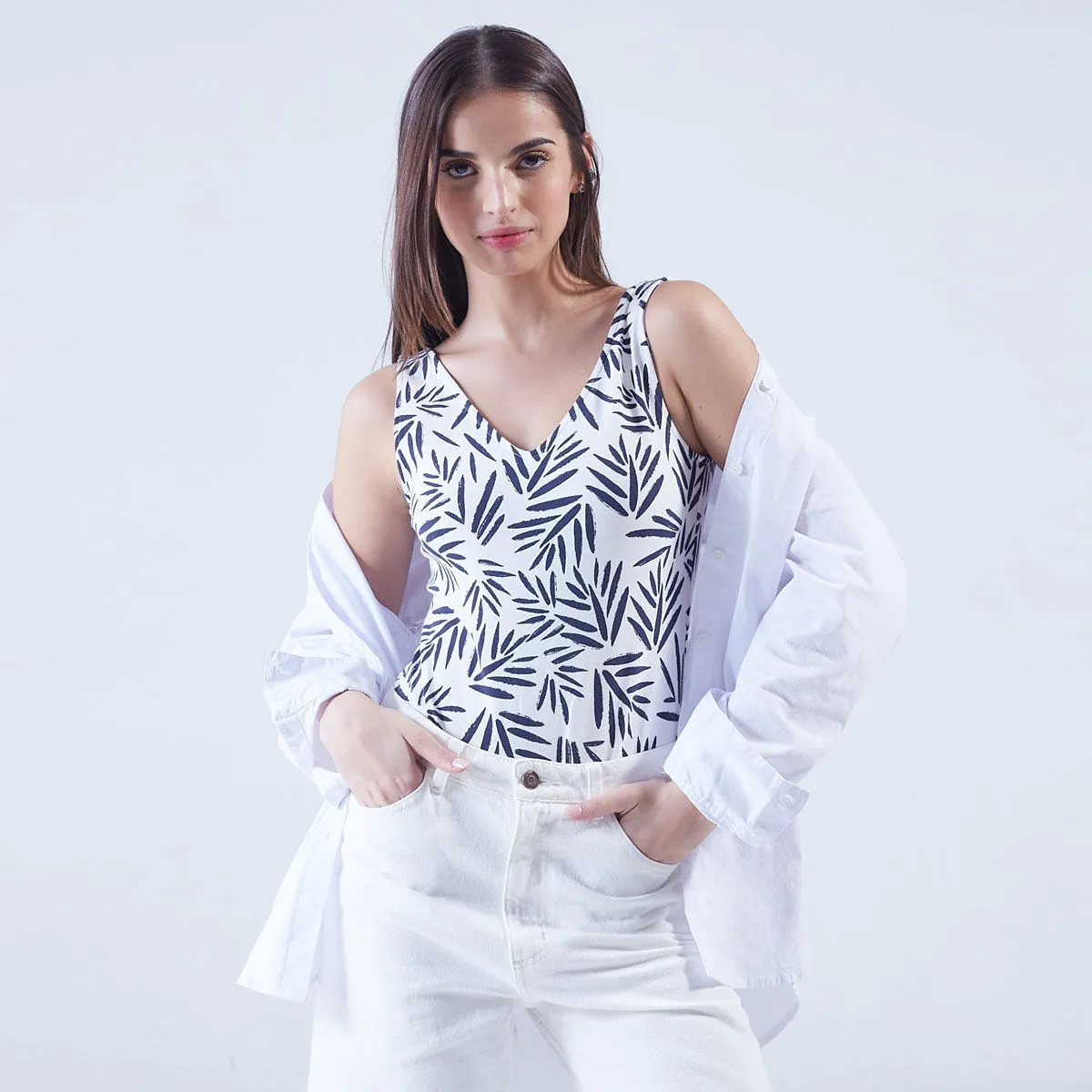 Body Estampado Con Escote En V