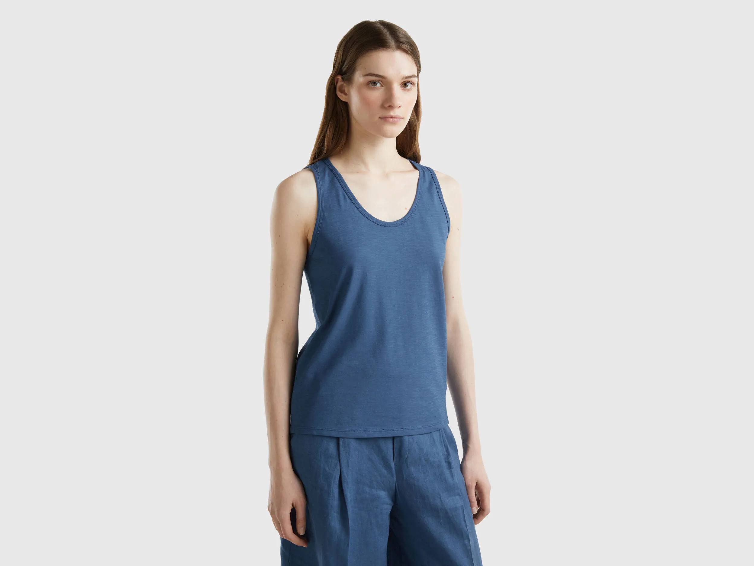 Camiseta de tirantes de algodón ligero