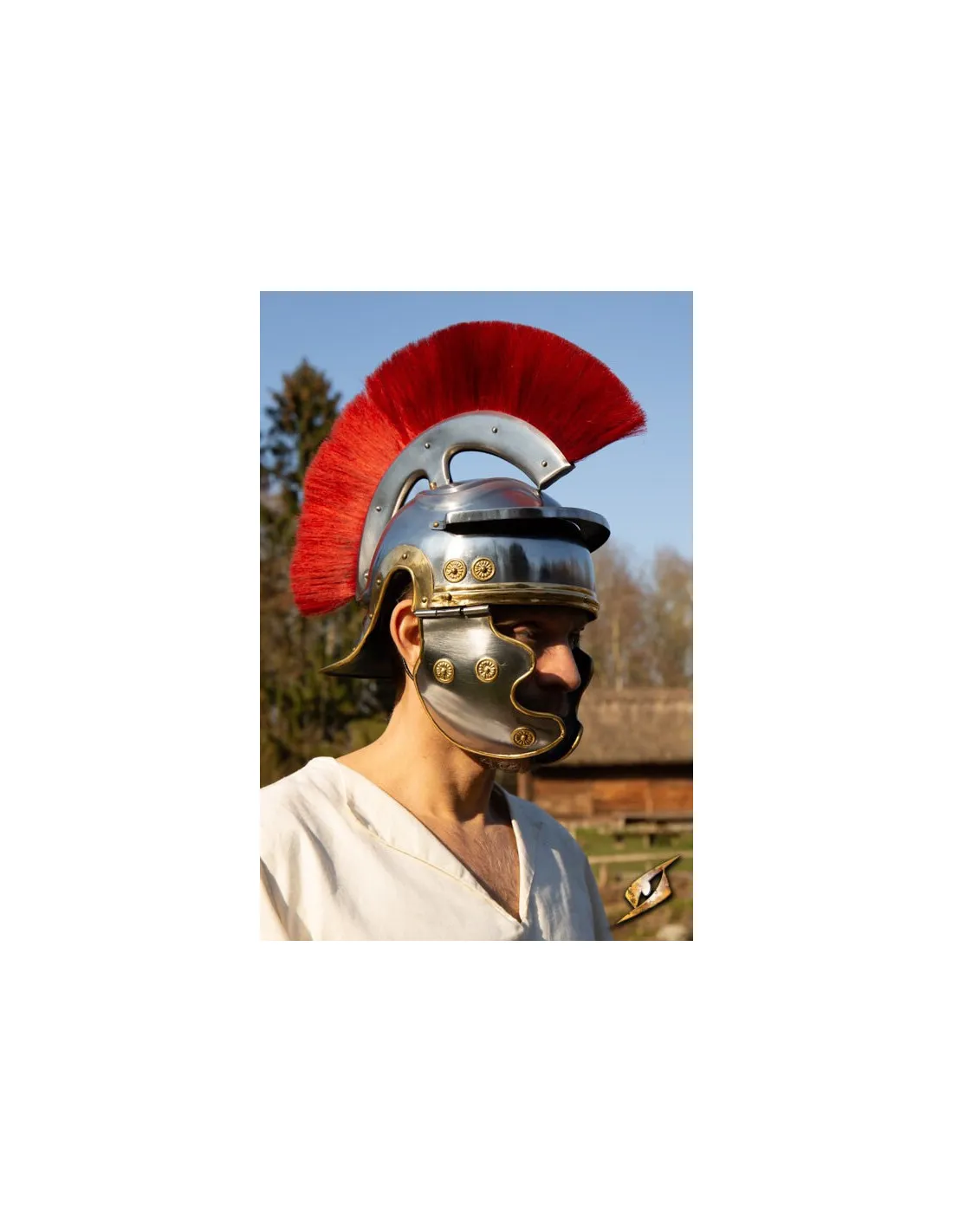 Casco clásico de legionario romano con penacho rojo