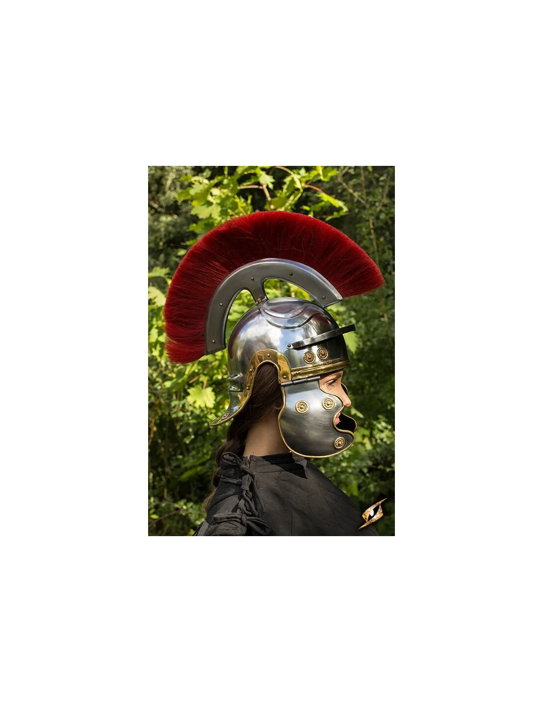 Casco clásico de legionario romano con penacho rojo