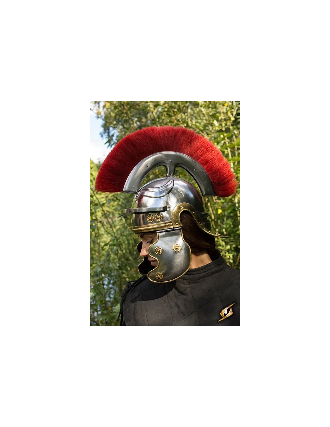 Casco clásico de legionario romano con penacho rojo