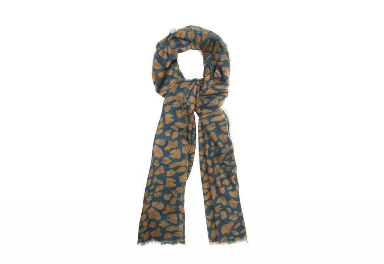Chal Verde Estampado Animal Print Camel