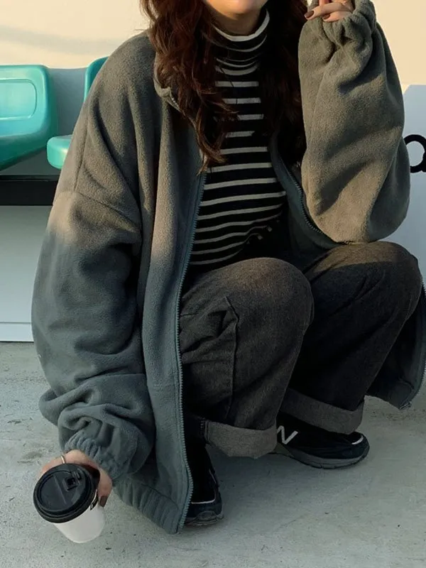 Chaqueta con cremallera y estampado de letras