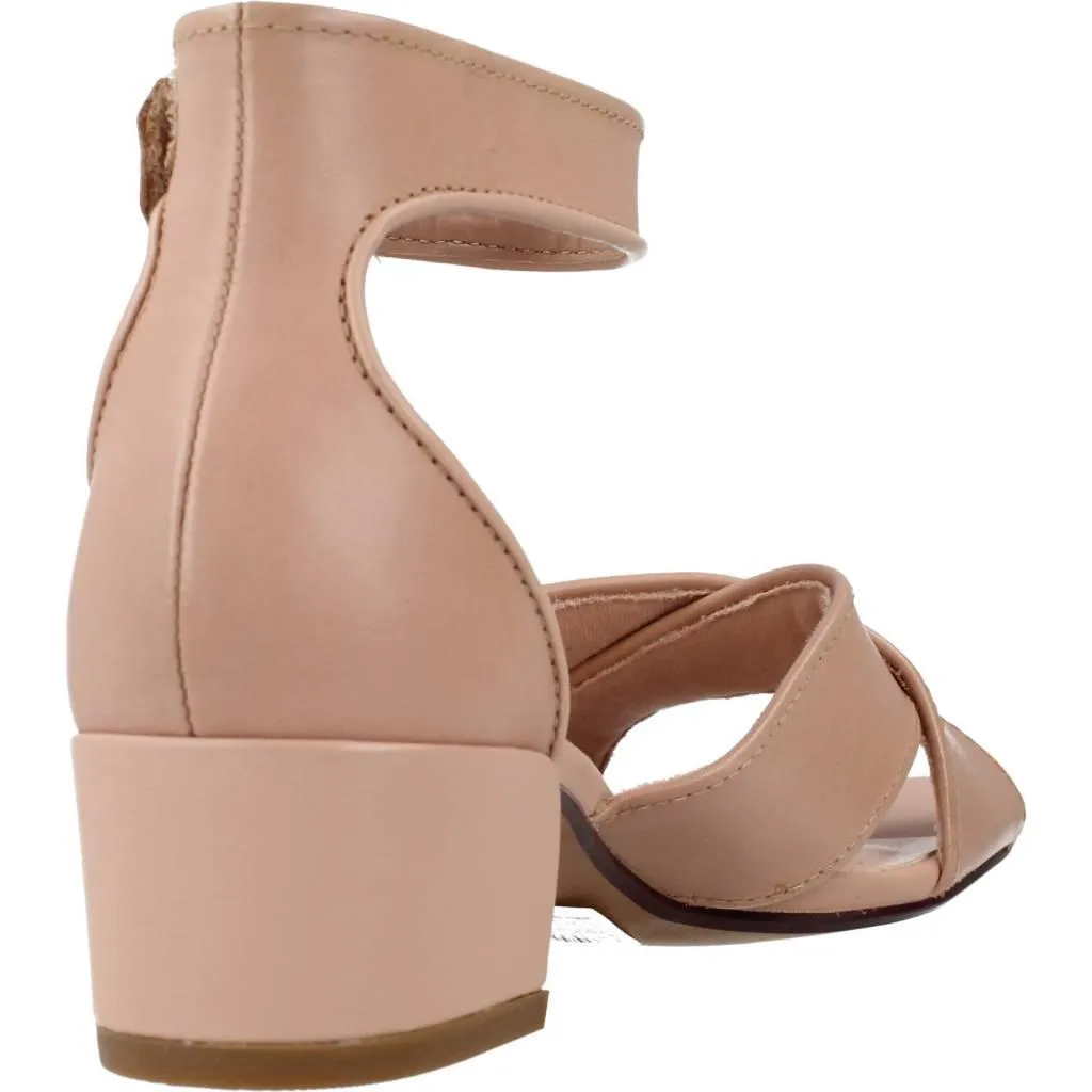 CLARKS CAROLEIGH RISE