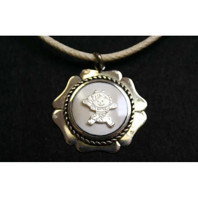 Collar niña