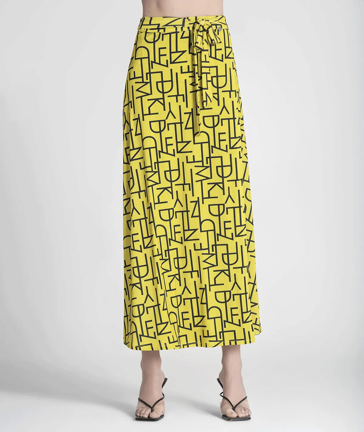 Falda midi estampado letras