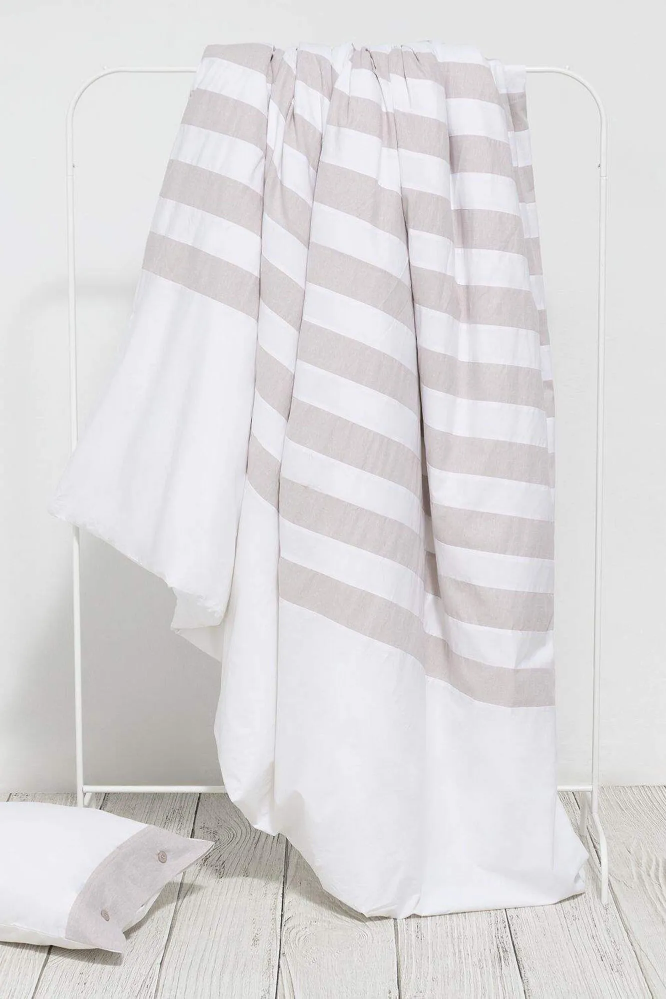 FUNDA N&OACUTE;RDICA ALGOD&OACUTE;N PERCAL COMBINACI&OACUTE;N TEJIDOS. CAMA 8090CM.