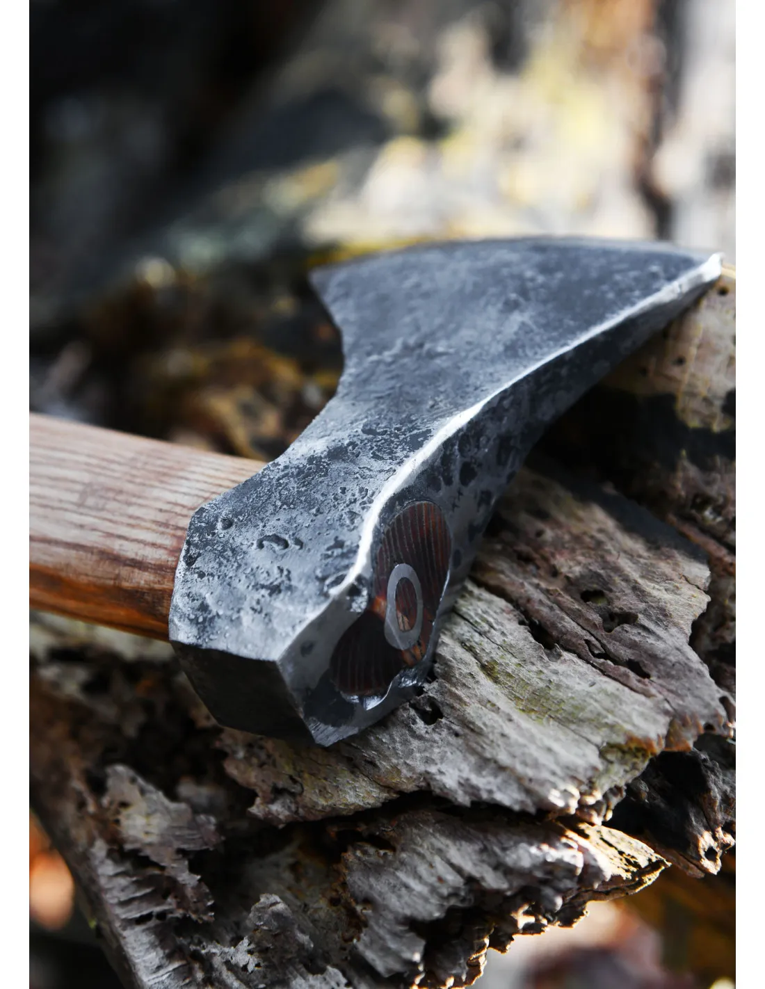 Hacha Vikinga con acero forjado a mano, tipo G (62 cm.)
