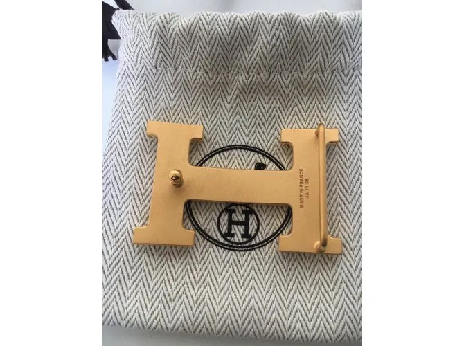 Hebilla de cinturón Hermès Constance en metal dorado brillante., ¡Nueva condición! 