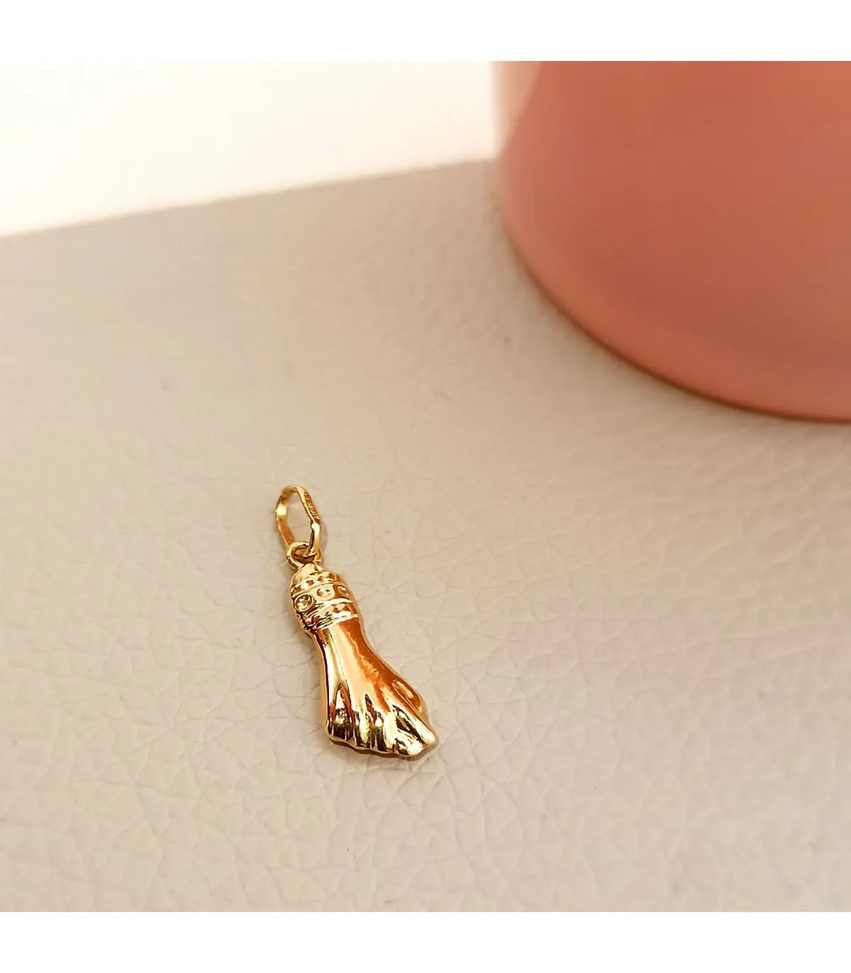 Higa Colgante mano oro 18 K 19mm