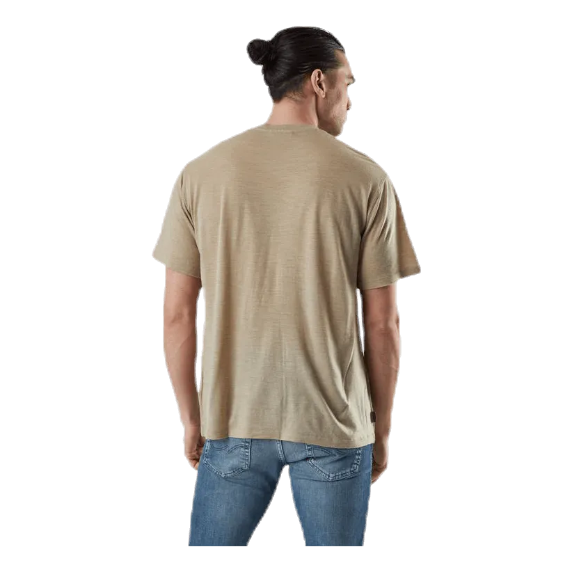 Icebreaker Nature Dye Drayden SS Pocket Crewe Beige