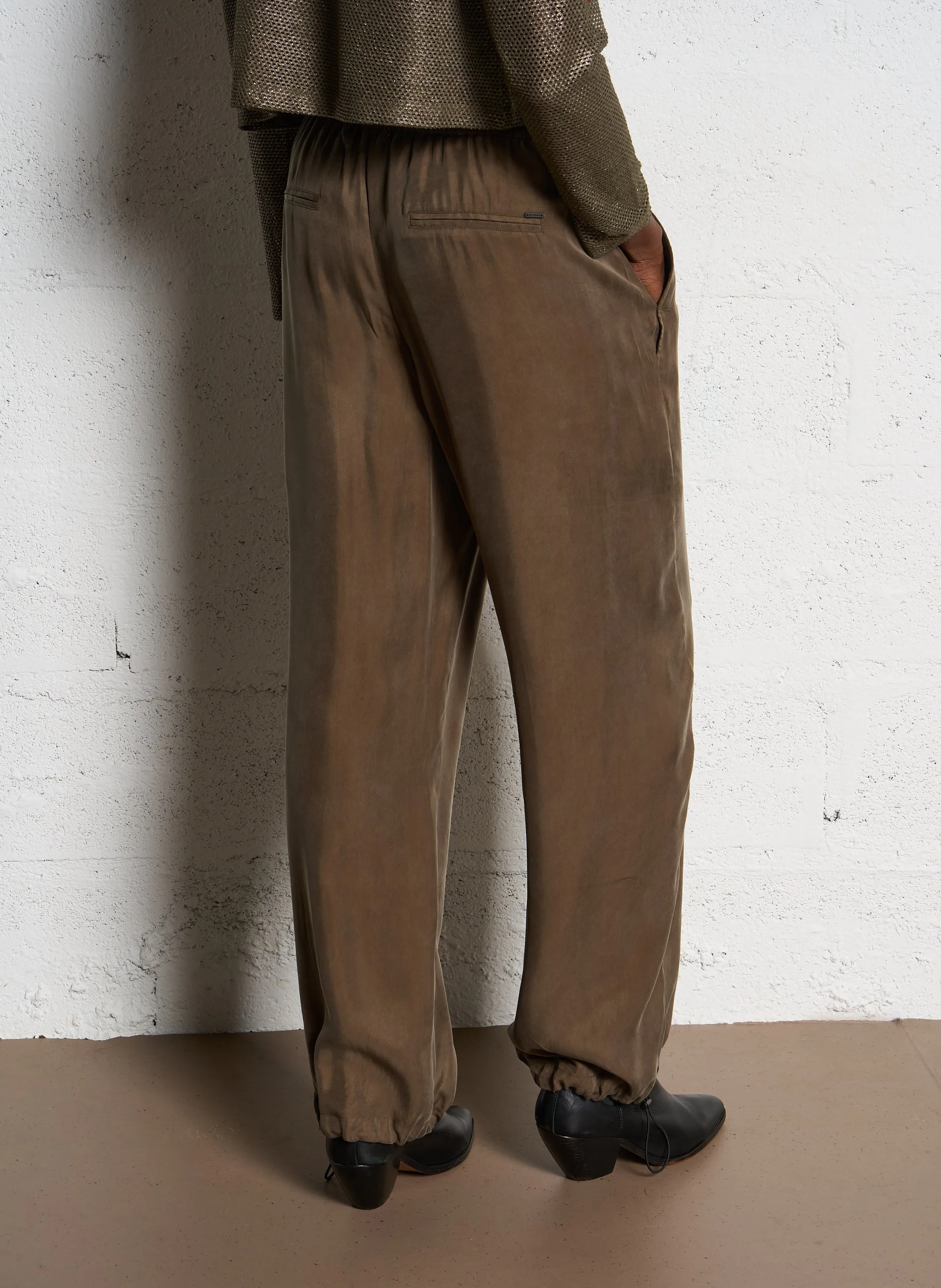 IKKS Pantalón ancho fluido con bajos ajustables en caqui