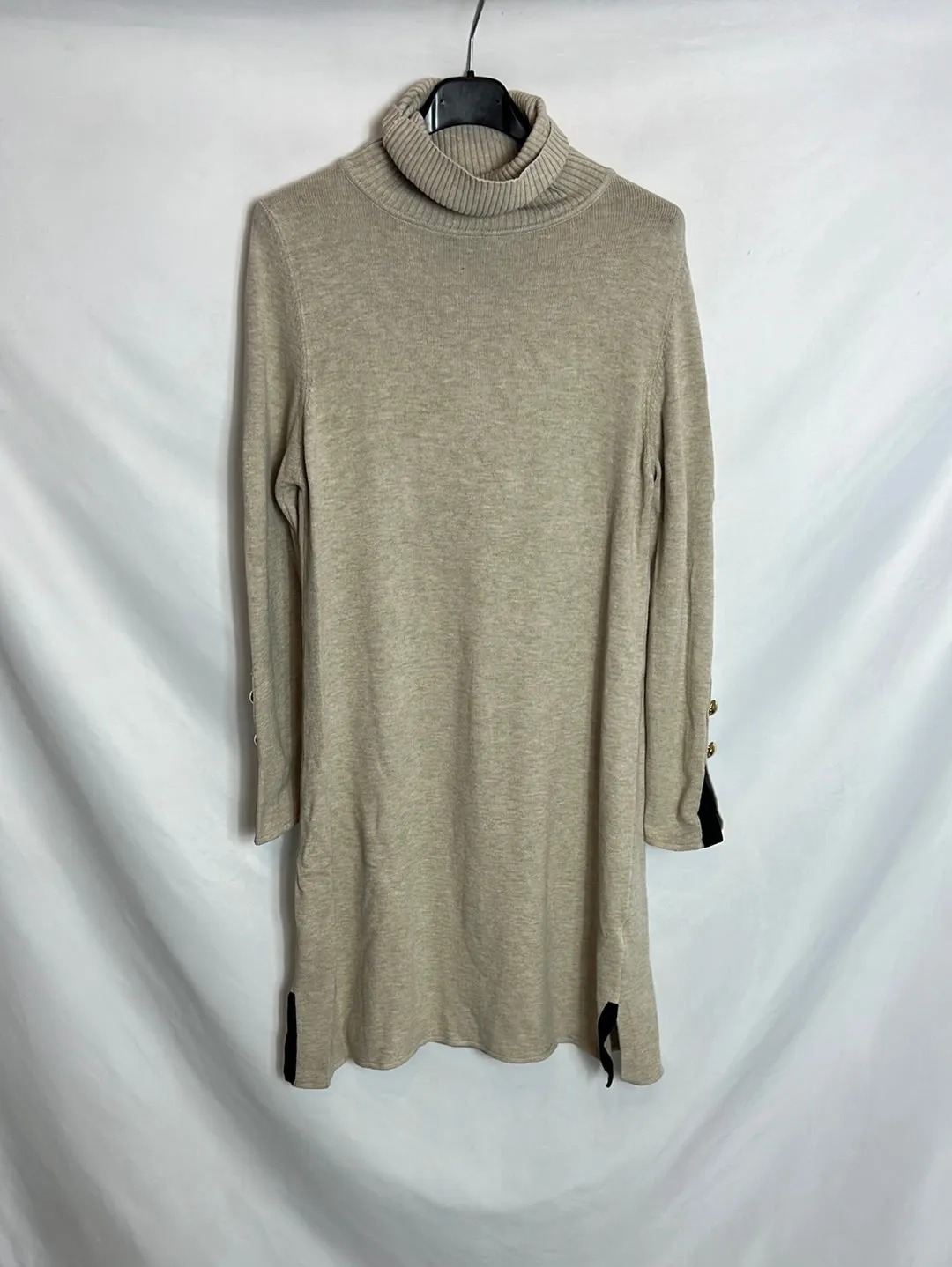 MONTOTO. Vestido punto botones dorados. T XS/S