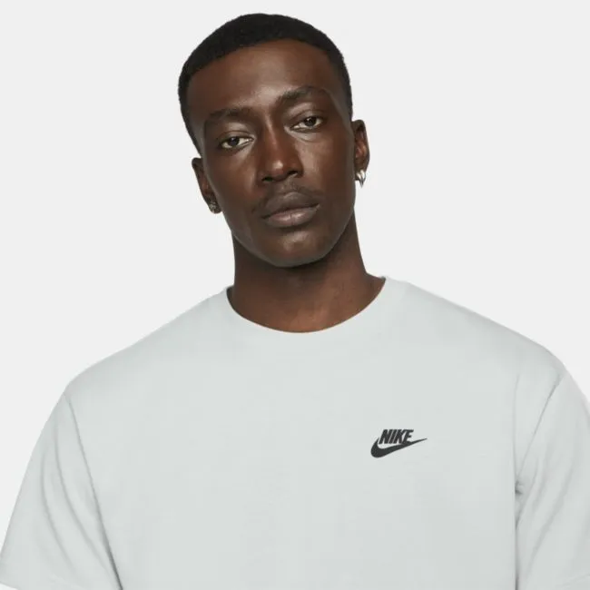 NIKE LIGHTWEIGHT KNIT SHORTSLEEVE TOP