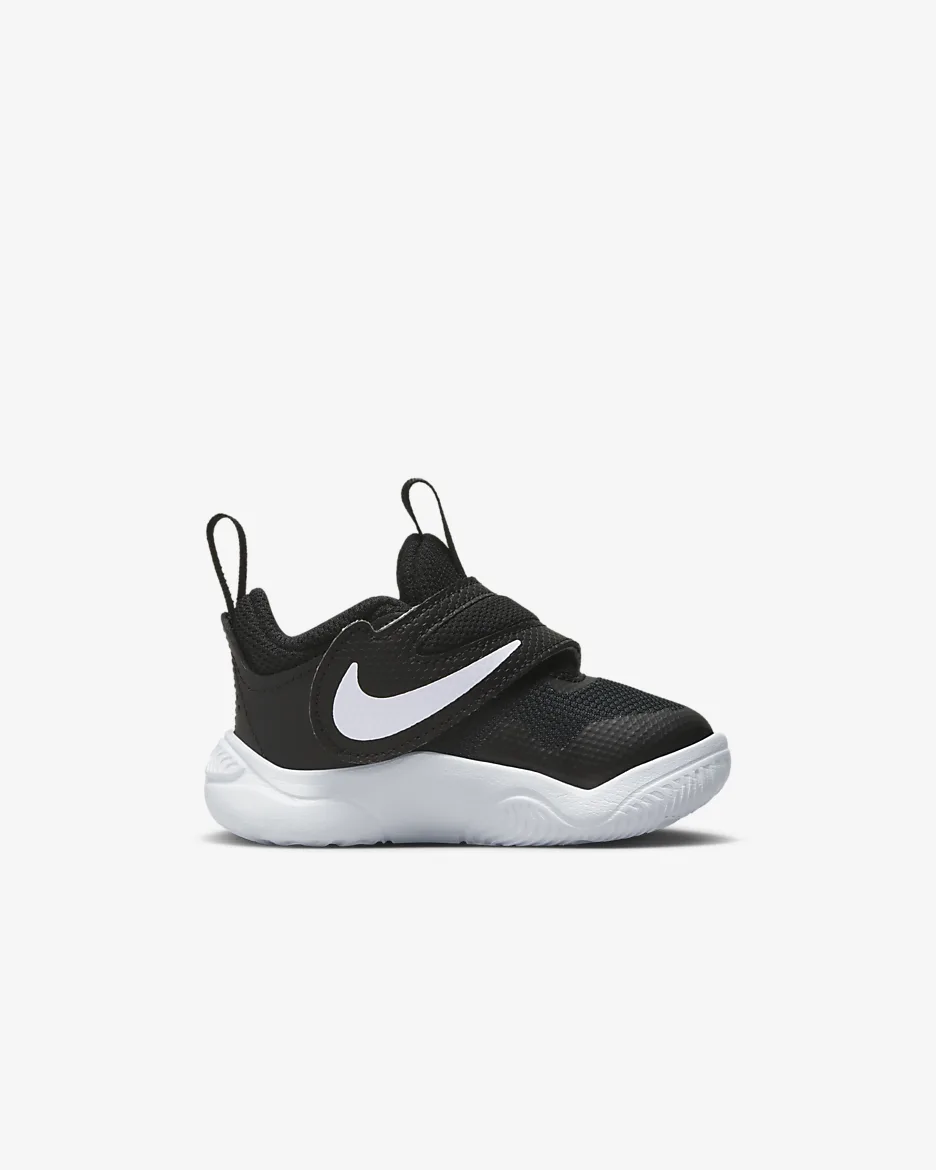 Nike Team Hustle D 11