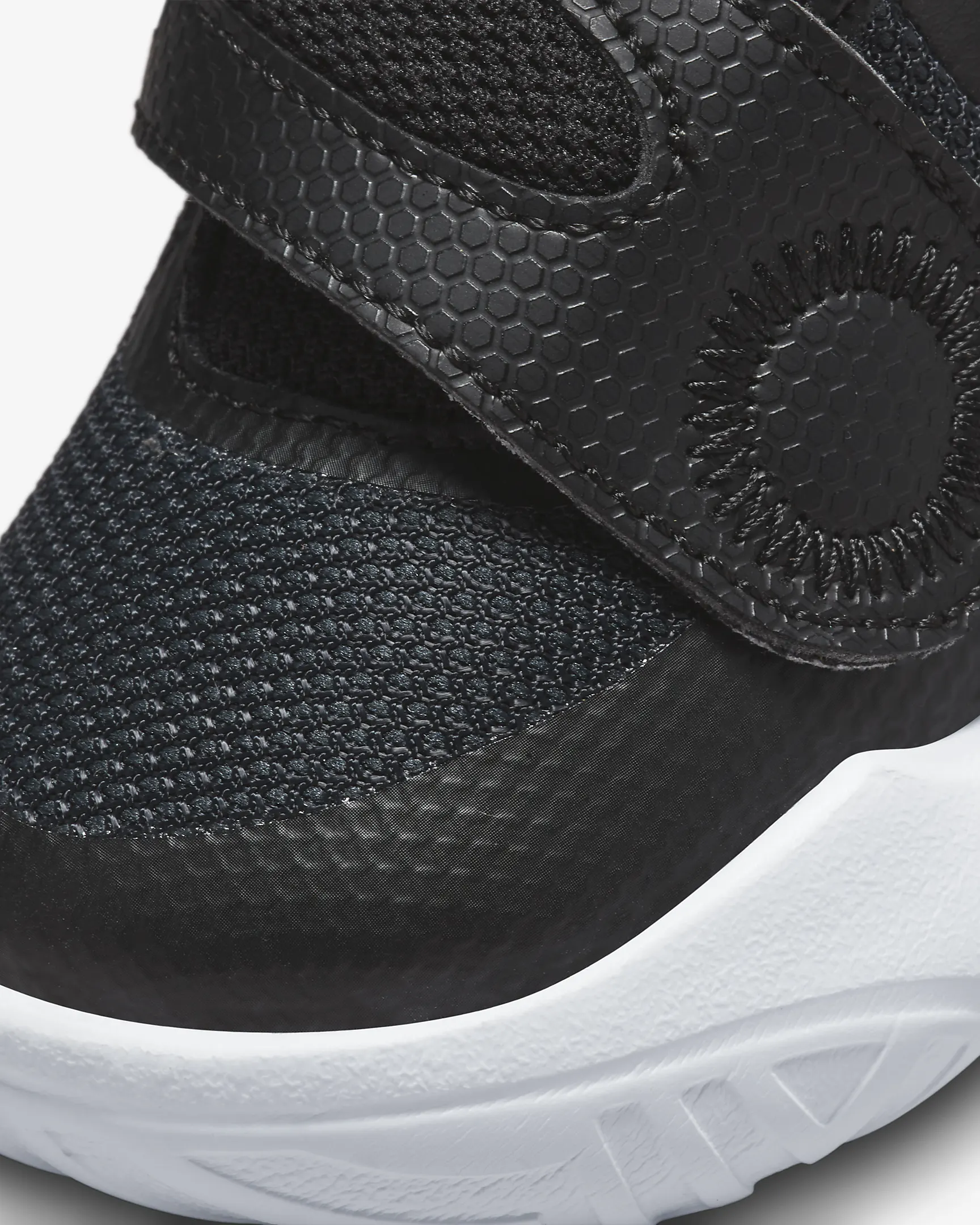 Nike Team Hustle D 11