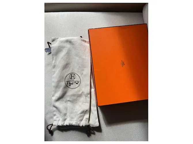 Oran Hermès Sandalias abiertas Negro 