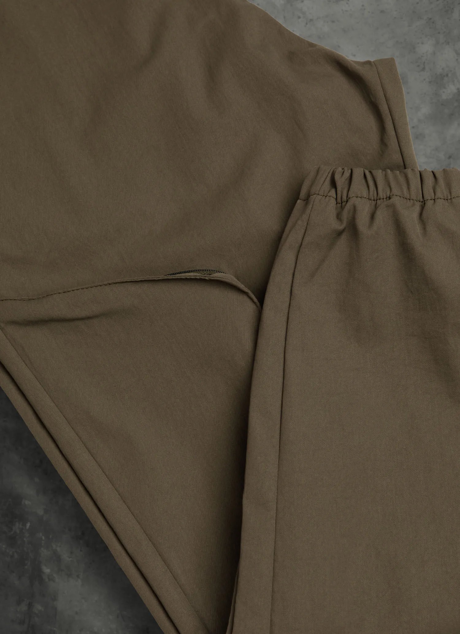 Pantalón cargo de tejido técnico