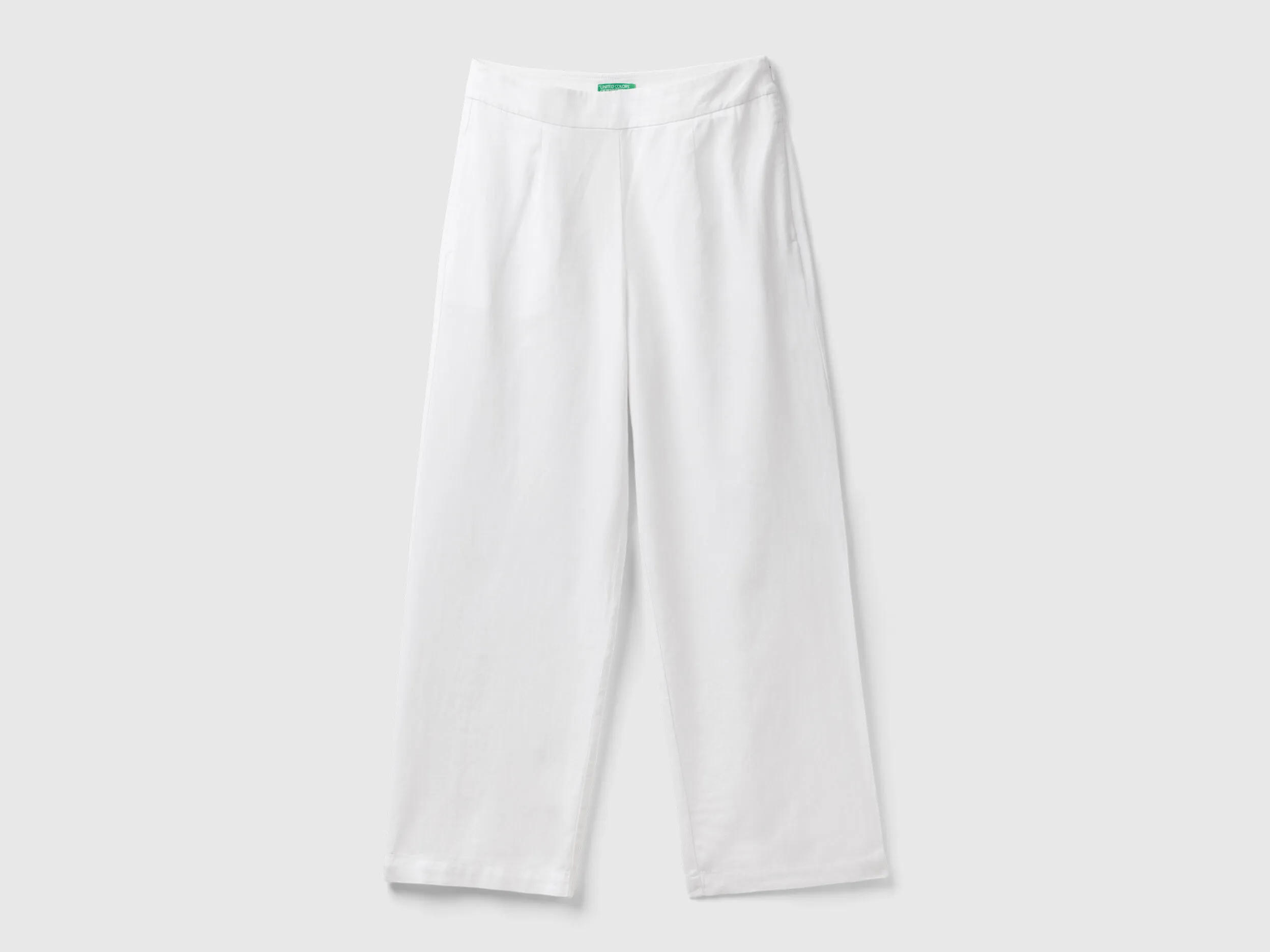 Pantalón cropped en mezcla de viscosa sostenible