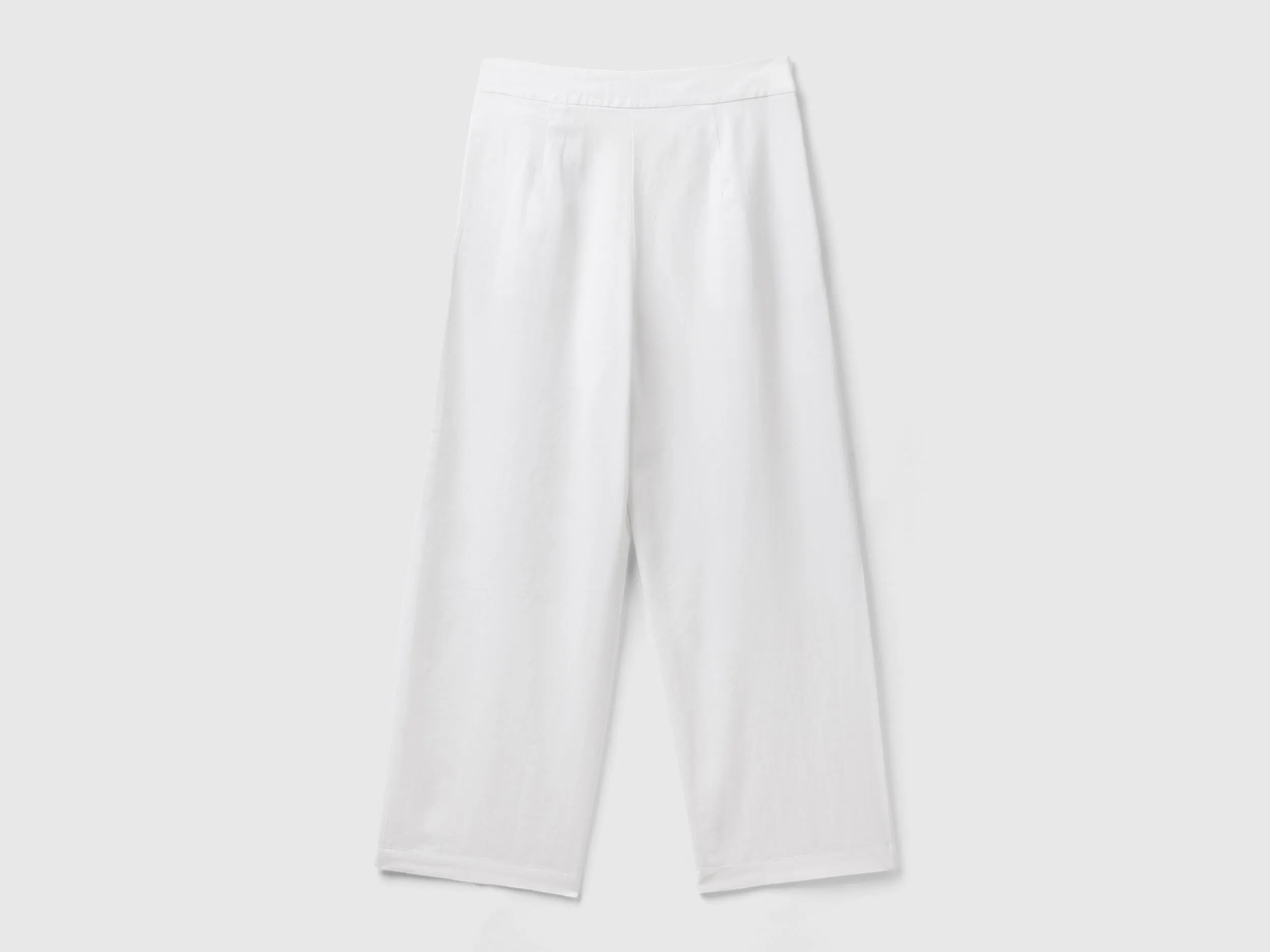 Pantalón cropped en mezcla de viscosa sostenible