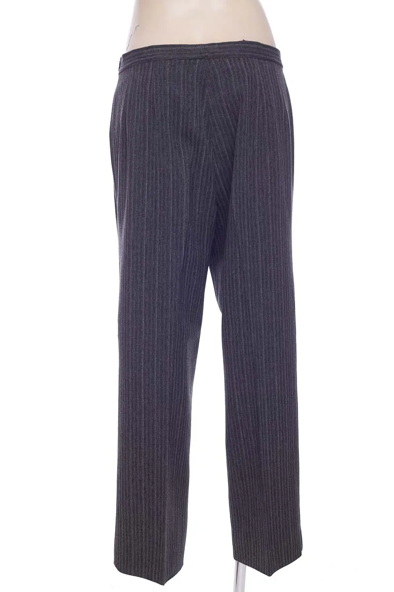 PANTALóN COLOR GRIS  AMBAR