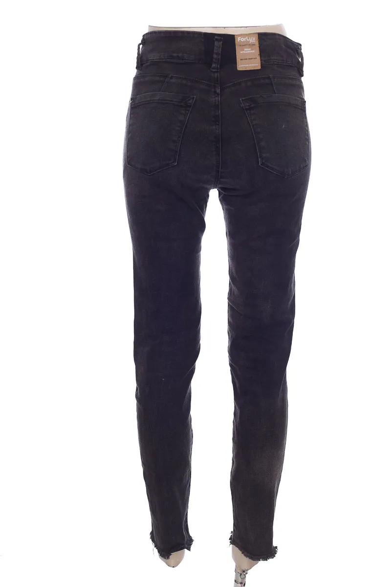 PANTALóN COLOR NEGRO  FORLUX