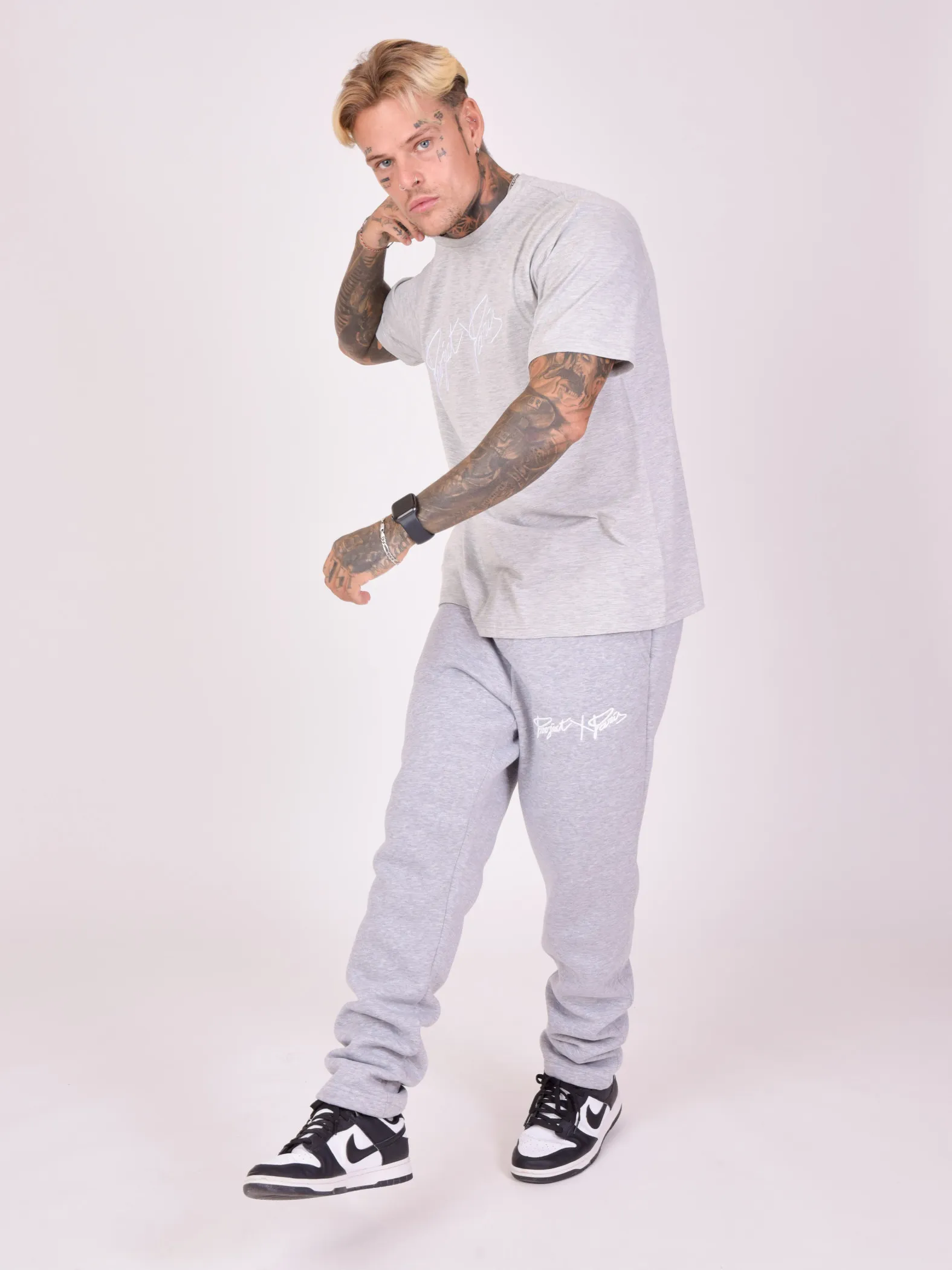 Pantalón de chándal básico con bordado completo del logotipo