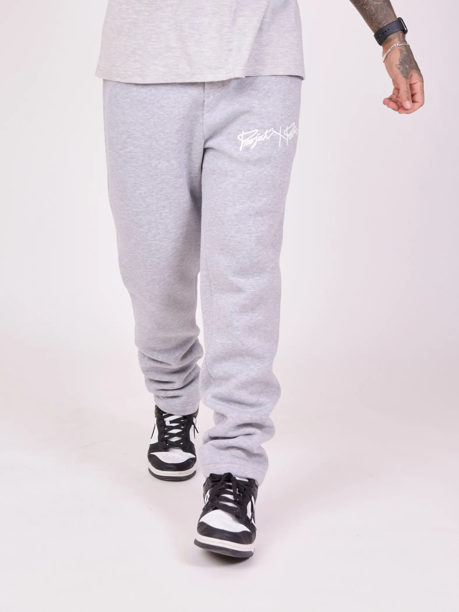 Pantalón de chándal básico con bordado completo del logotipo