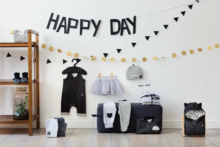 Pantalón gris de bebé colección Happy day