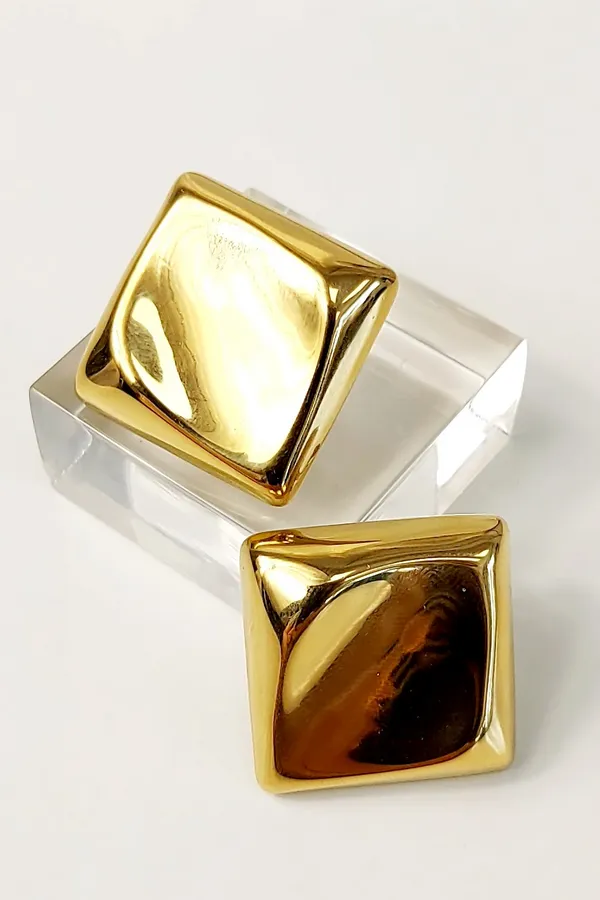 Pendiente Cubic Dorado