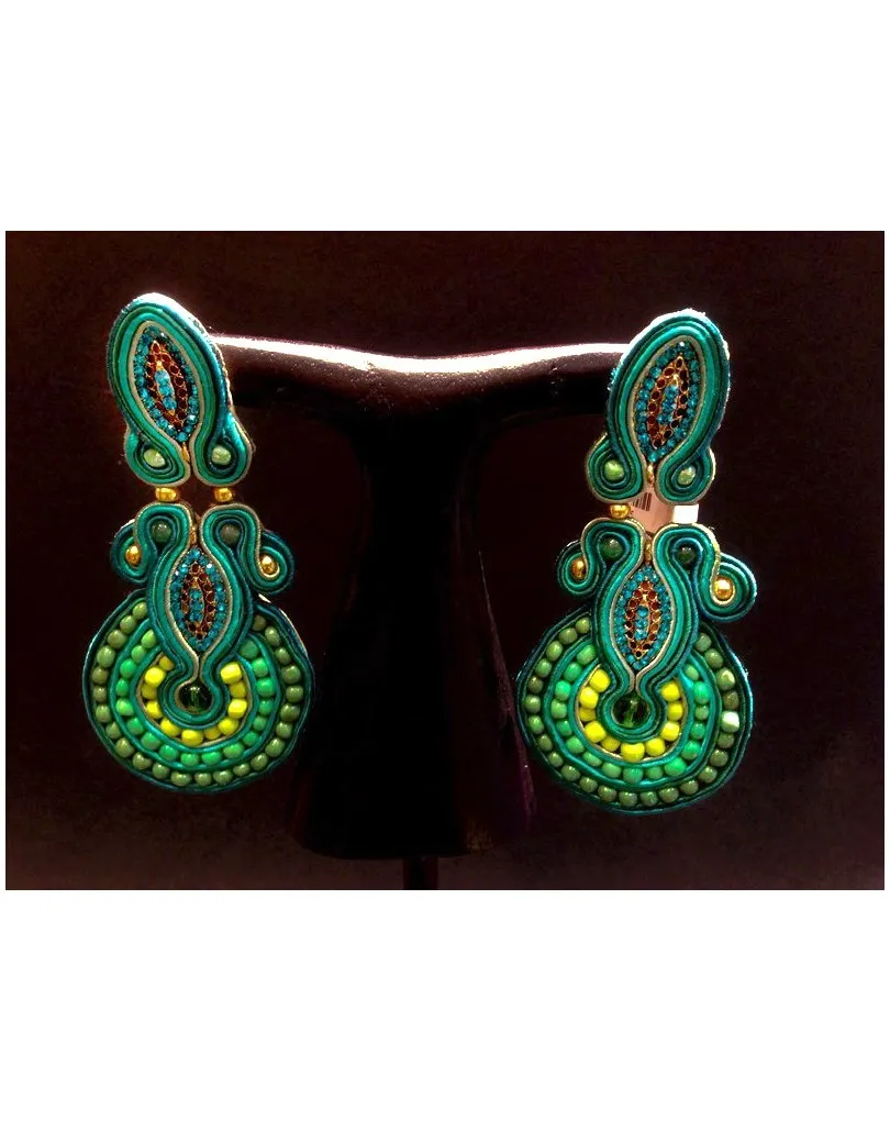 PENDIENTES FLAMENCA BISUTERIA HECHA A MANO
