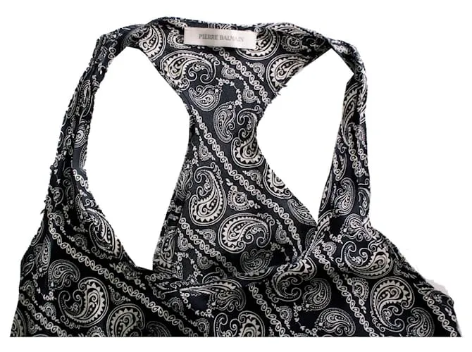 PIERRE BALMAIN, top asimétrico con estampado paisley. Negro Blanco 