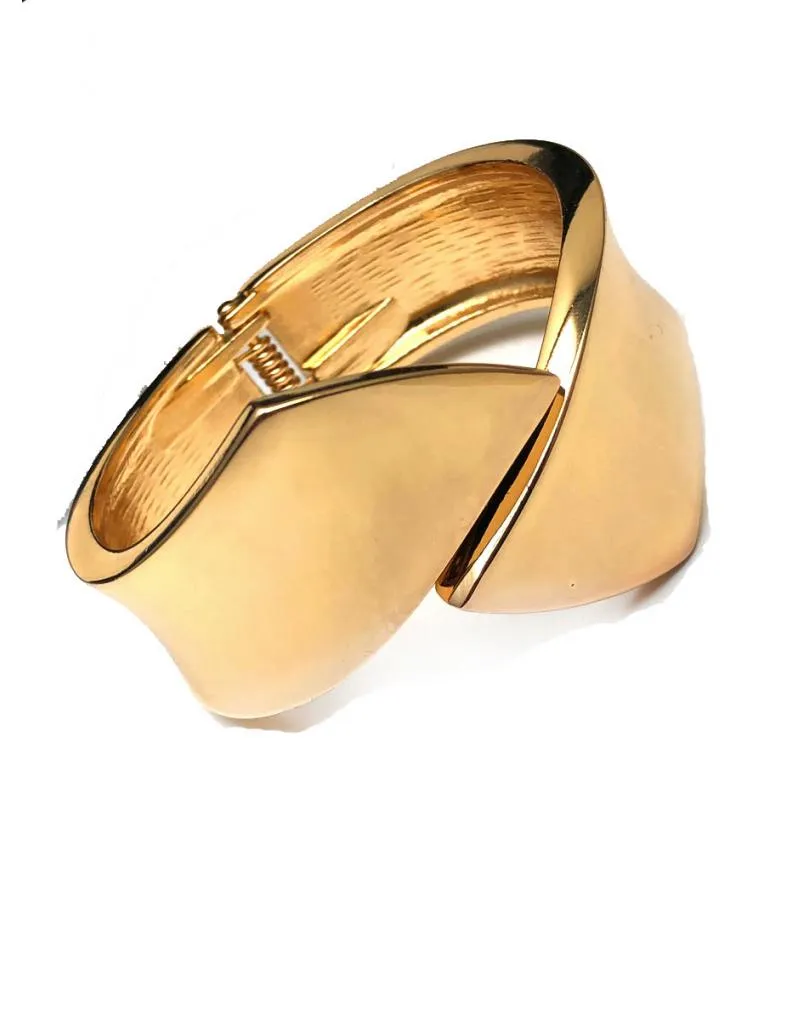 PULSERAS DORADAS PARA MUJER NOS ENCANTA ESTE DISEÑO CRUZADO