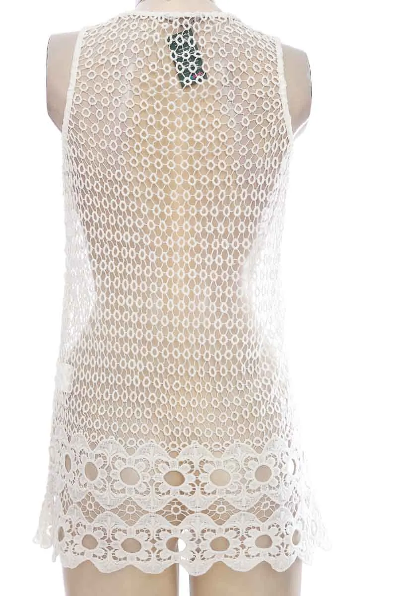 ROPA DEPORTIVA / SALIDA DE BAñO COLOR BLANCO  EBBA