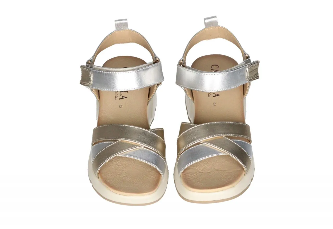 Sandalia Piel Velcro Plata/oro Tiras Cruzadas Piso Goma