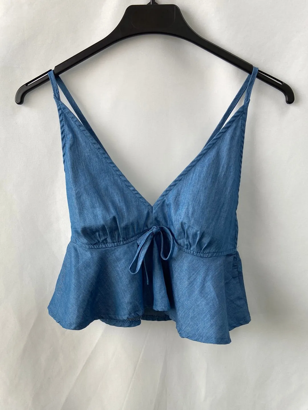 SHEIN. Croptop azul denim T.S
