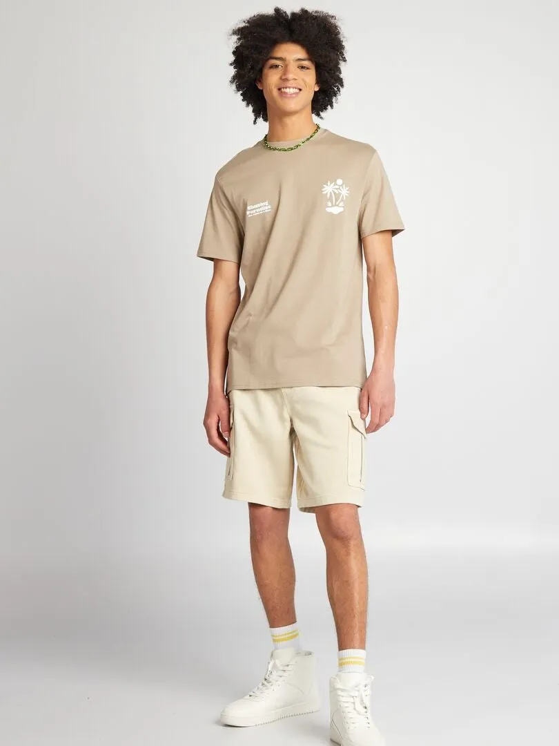 SHORT CON BOLSILLOS EN LOS LATERALES  GRIS