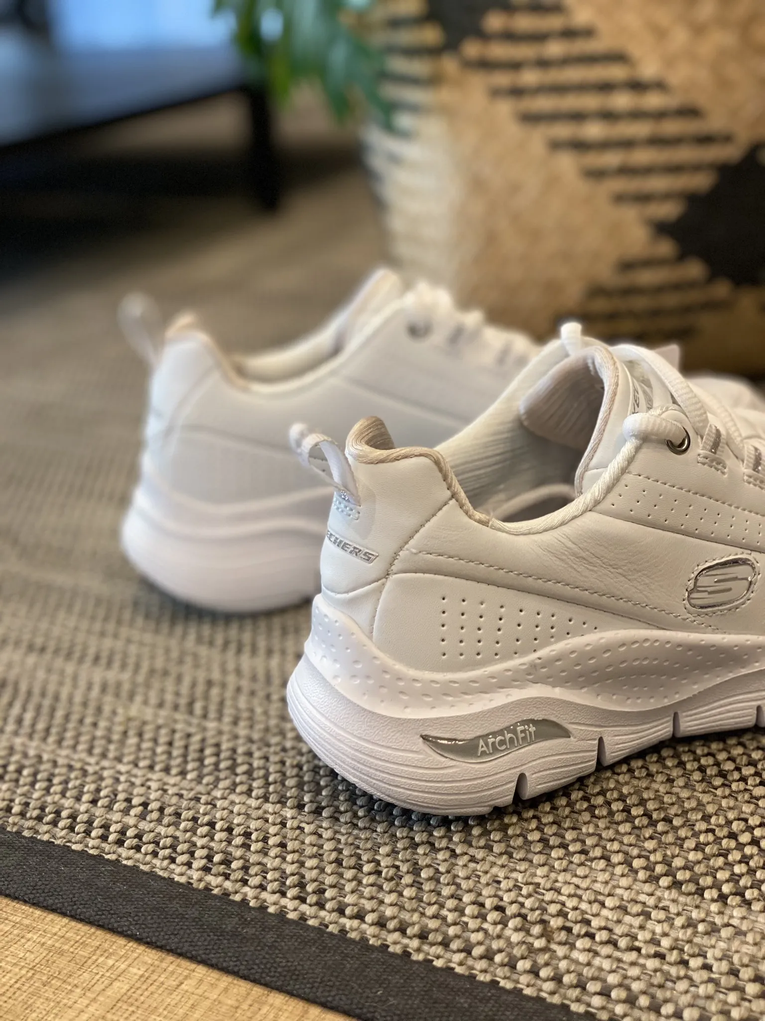 Skechers Arch Fit – Citi Drive Piel Blanco