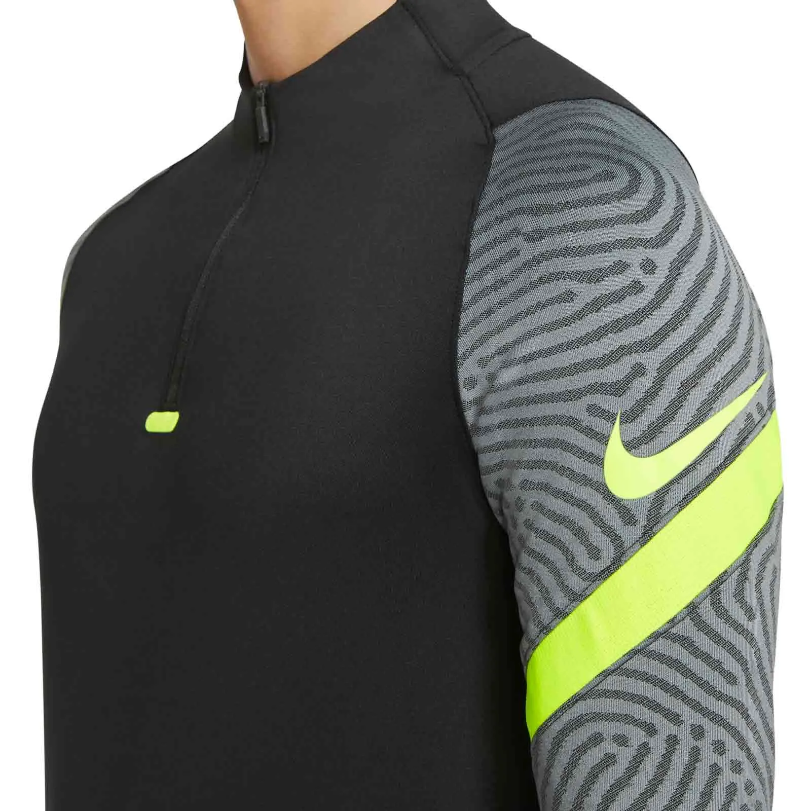 Sudadera Nike Dry Strike