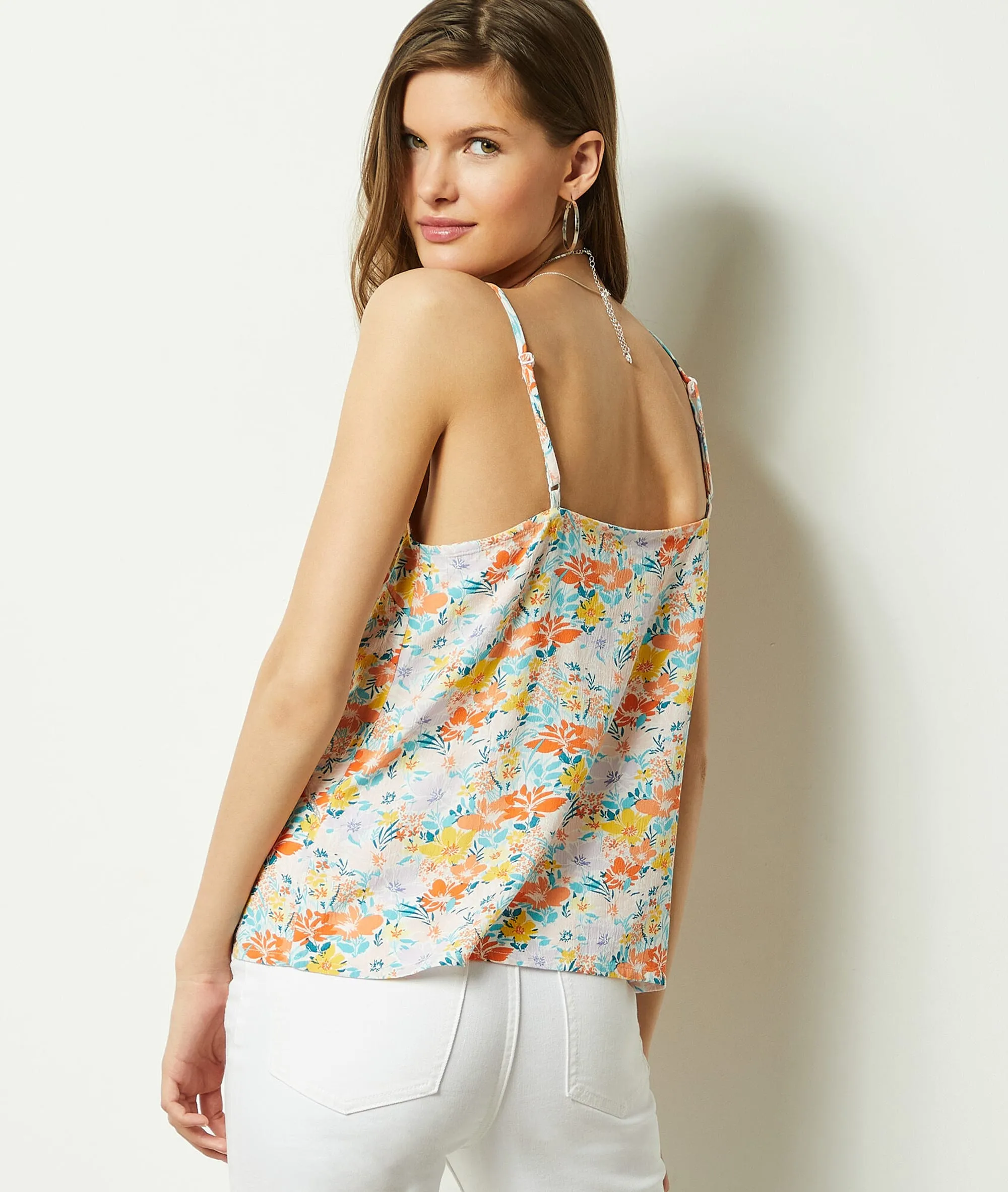 TOP ESCOTADO ESTAMPADO FLORAL HALLY MULTICOLORE  ETAM