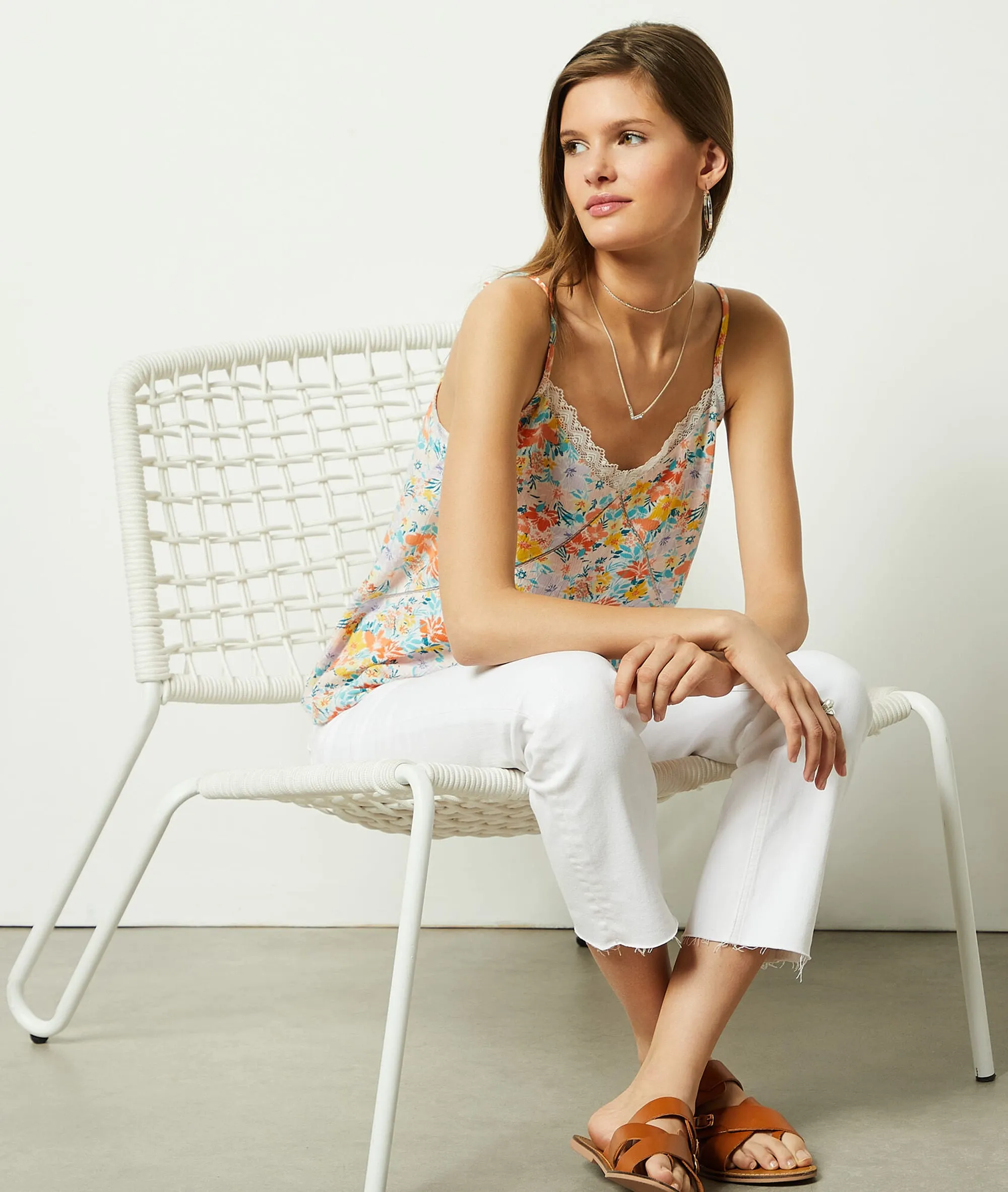 TOP ESCOTADO ESTAMPADO FLORAL HALLY MULTICOLORE  ETAM