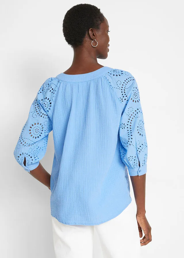 Túnica de muselina con bordado calado azul provenzal