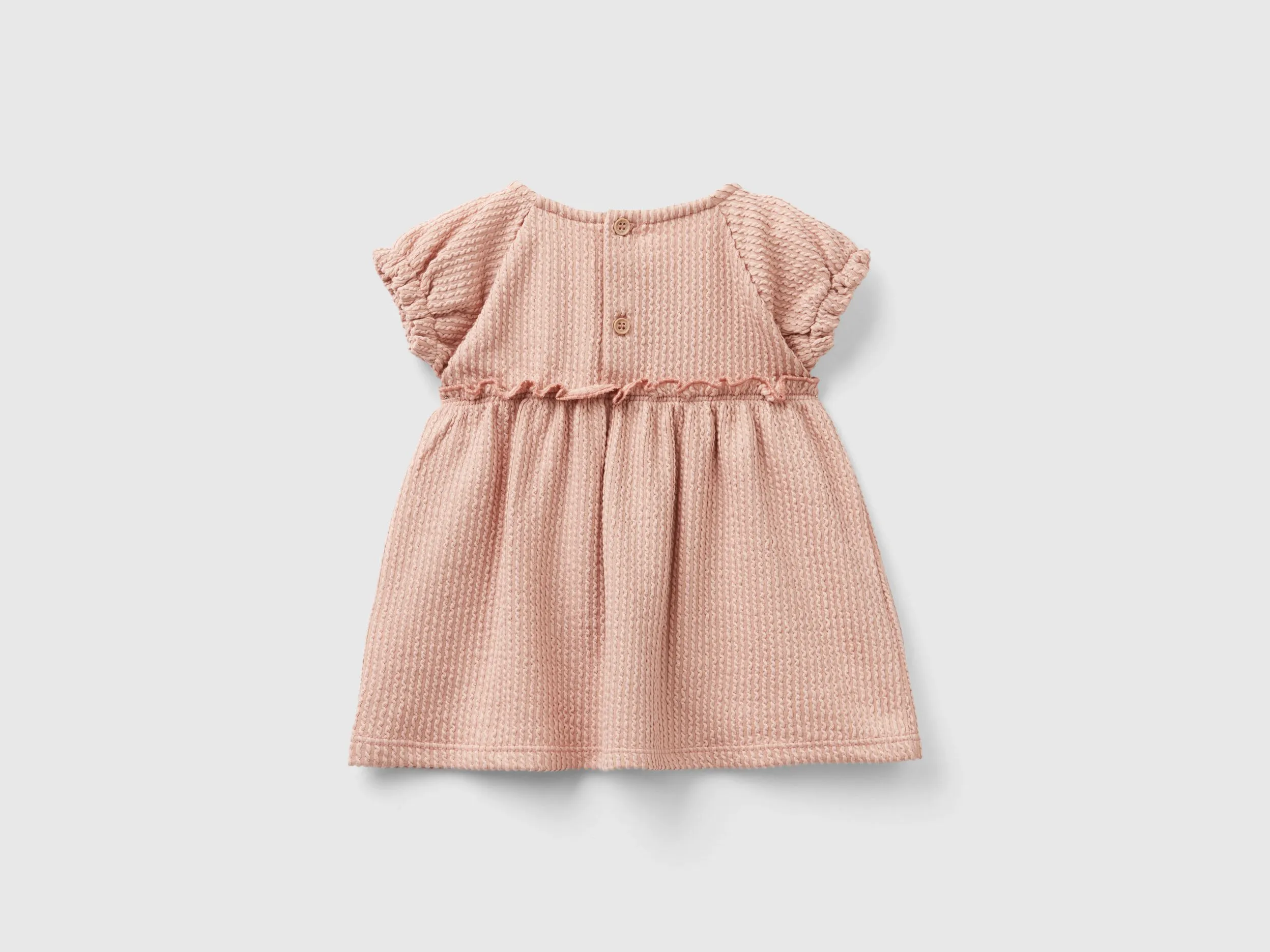 Vestido de jacquard con volantes