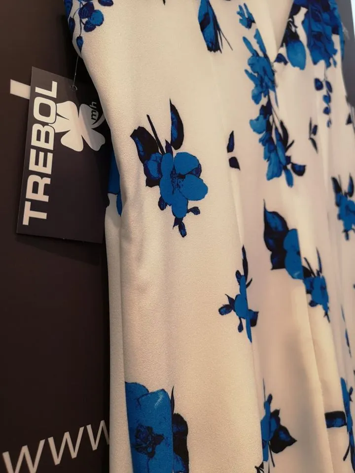 Vestido estampado con mangas muy cortas