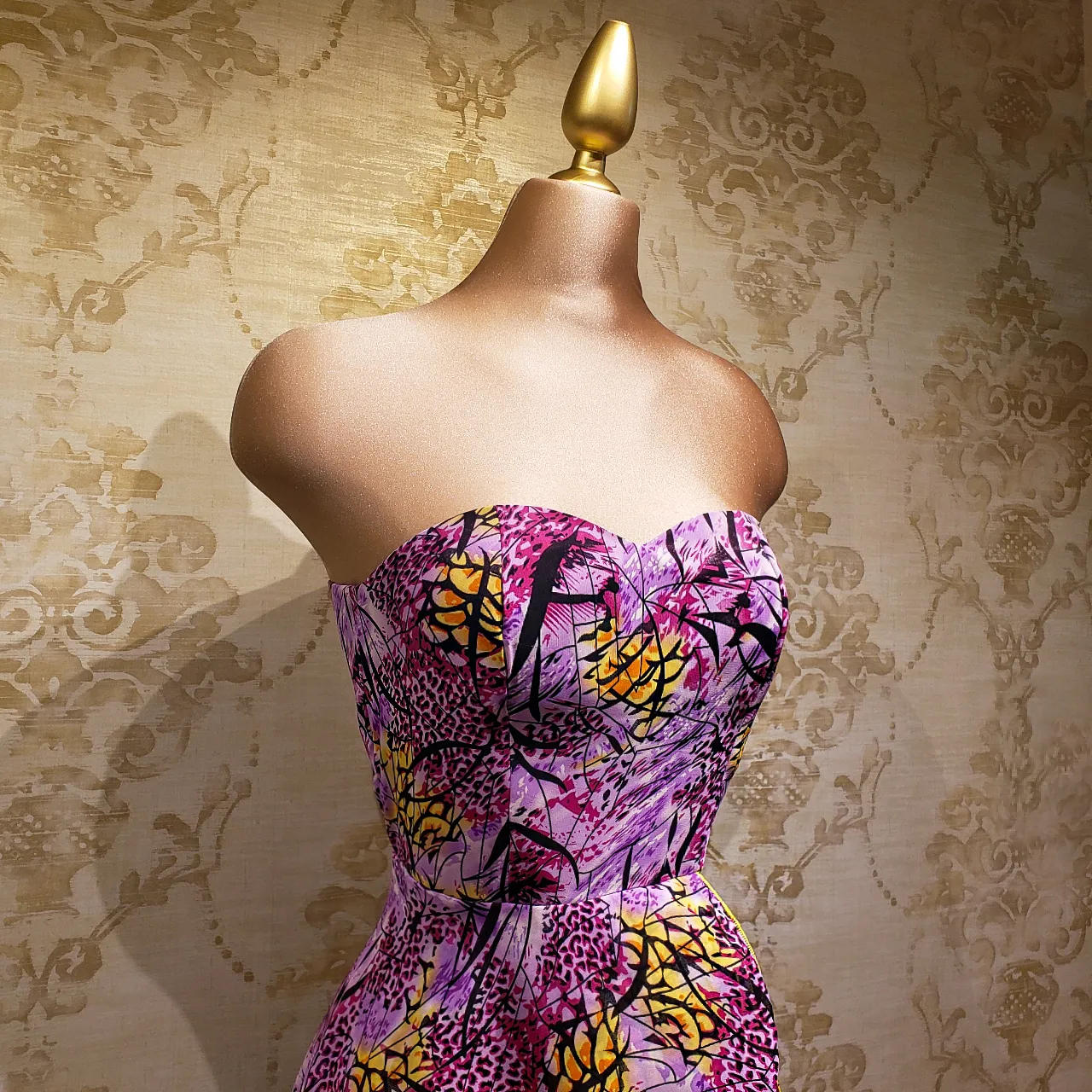 Vestido Fiusha Largo con Estampado Rosa