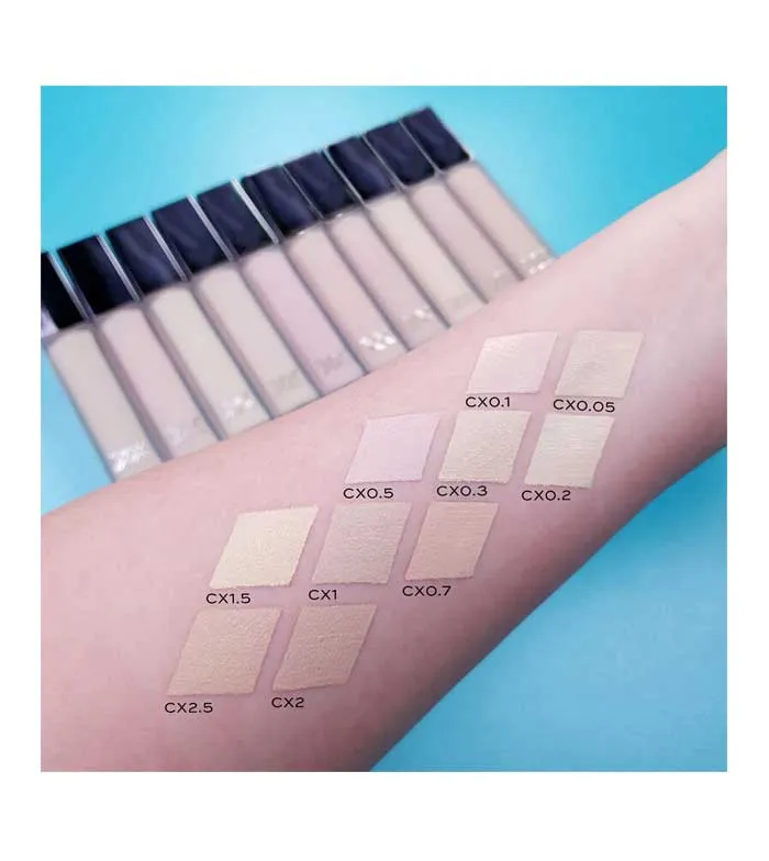 XX REVOLUTION  CORRECTOR LíQUIDO SUPER FIXX CONCEALXX  CX1