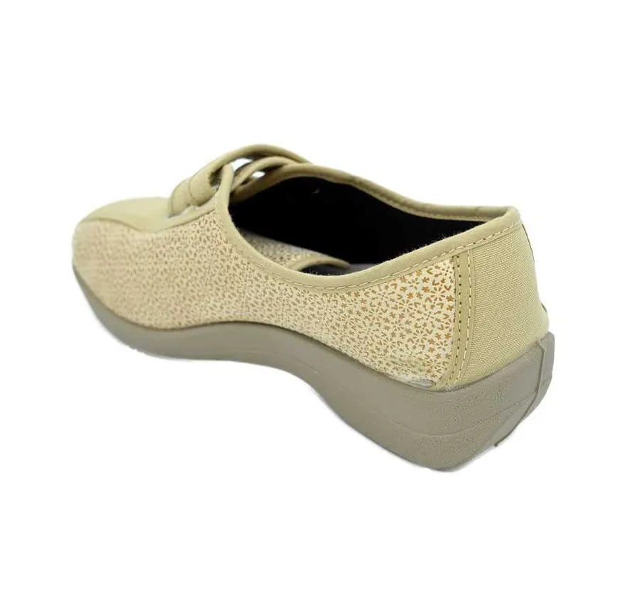 ZAPATILLA LA CADENA ANATÓMICA VELCRO LICRA BEIGE PLANTILLA EXTRAÍBLE