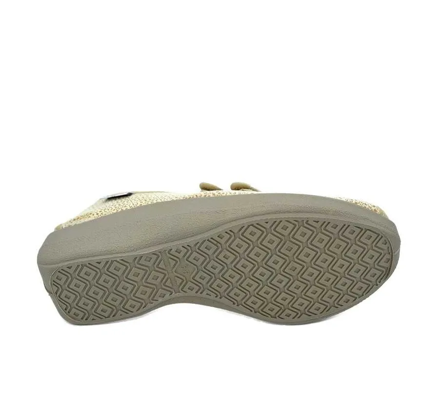 ZAPATILLA LA CADENA ANATÓMICA VELCRO LICRA BEIGE PLANTILLA EXTRAÍBLE